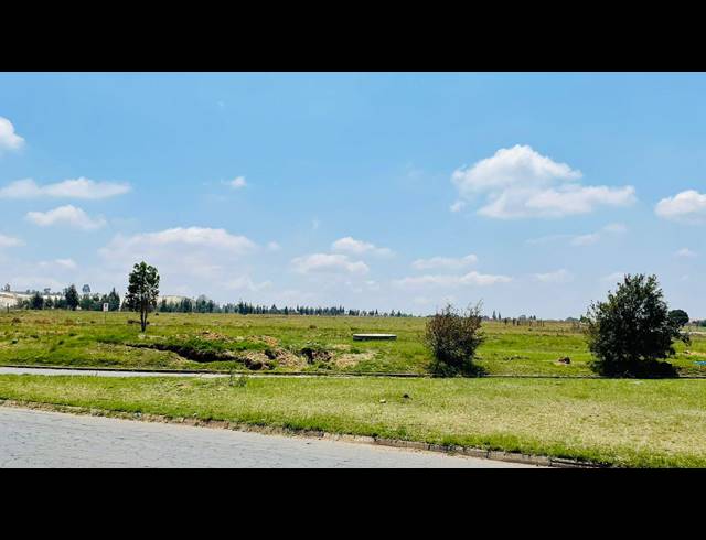 220,000M² VACANT LAND FOR SALE IN CHAMDOR